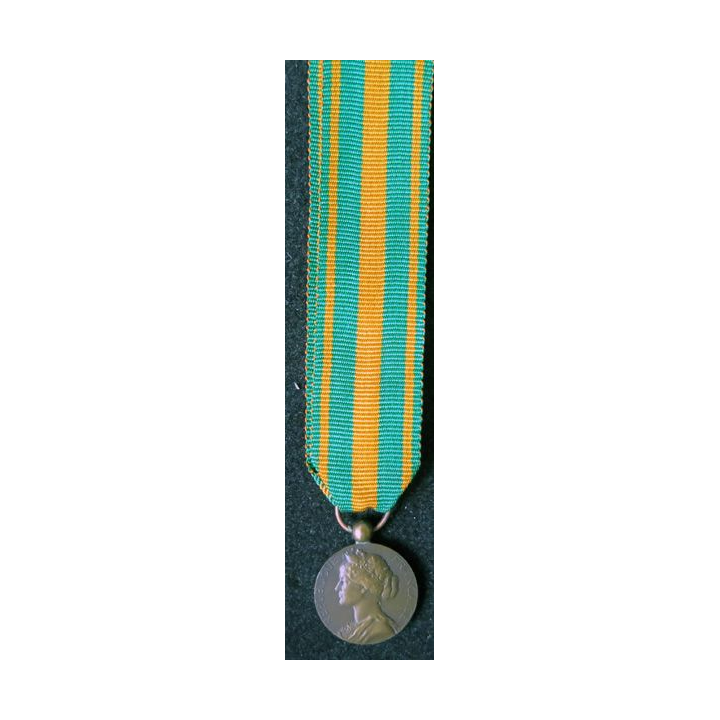 FRANCE : médaille miniature des évadés en bronze