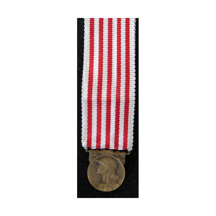 FRANCE : Médaille miniature commémorative de la Grande Guerre 1914 - 1918