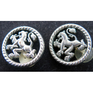 Paire de boutons de manchette créée à partir de boutons