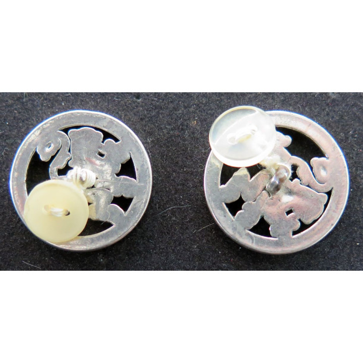 Paire de boutons de manchette créée à partir de boutons