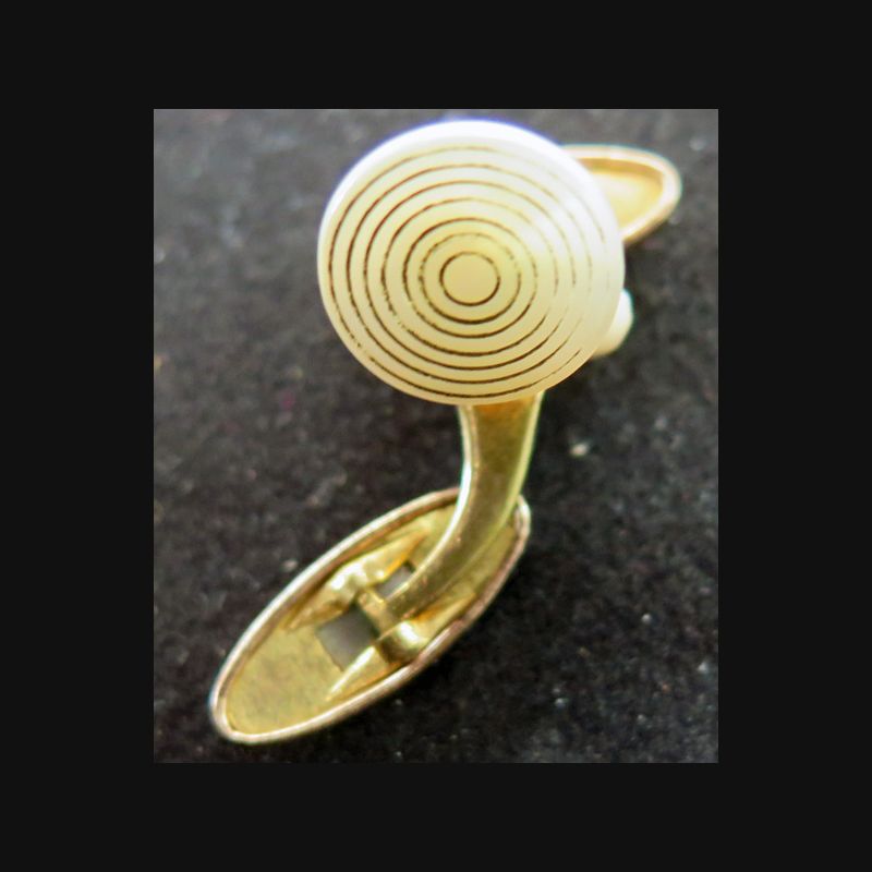 Paire De Boutons De Manchettes Vintage En Métal Doré - Occasion Très Bon état - Origine France