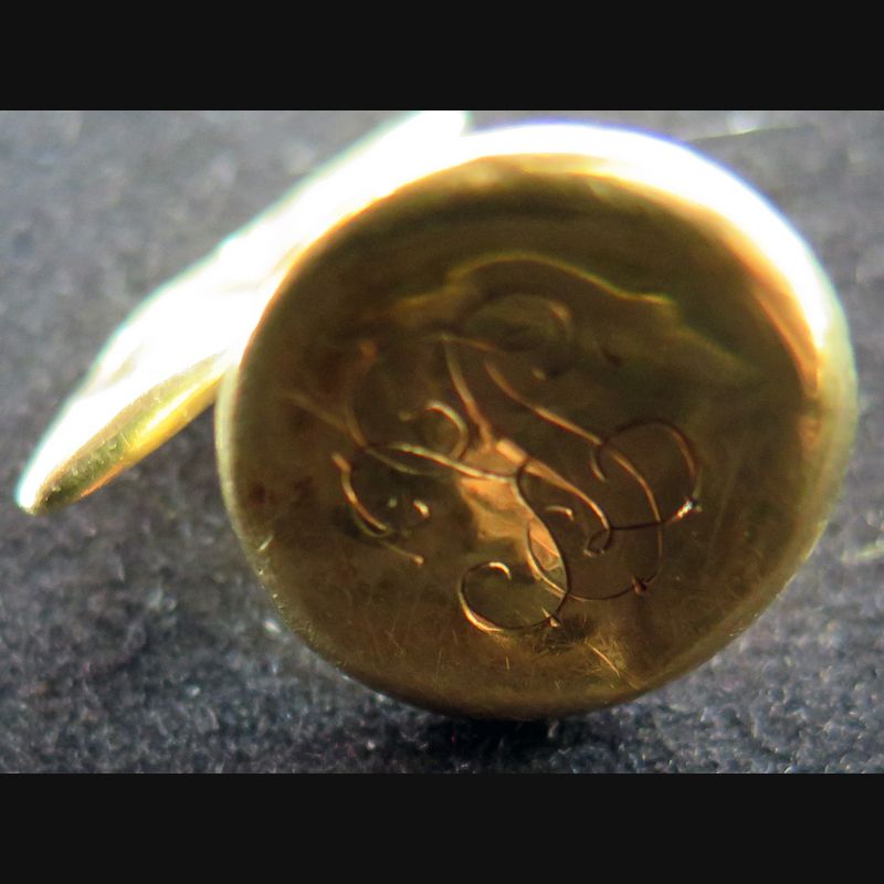 PAIRE DE BOUTONS DE MANCHETTE en or jaune (750