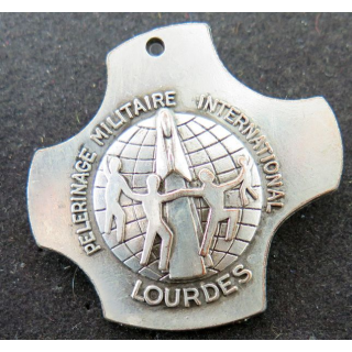 PMI : 19° pèlerinage militaire international de Lourdes en 1977