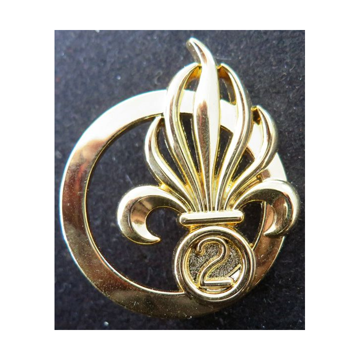 2° REG : insigne de béret du 2° Régiment étranger du Génie Boussemart G. 4573