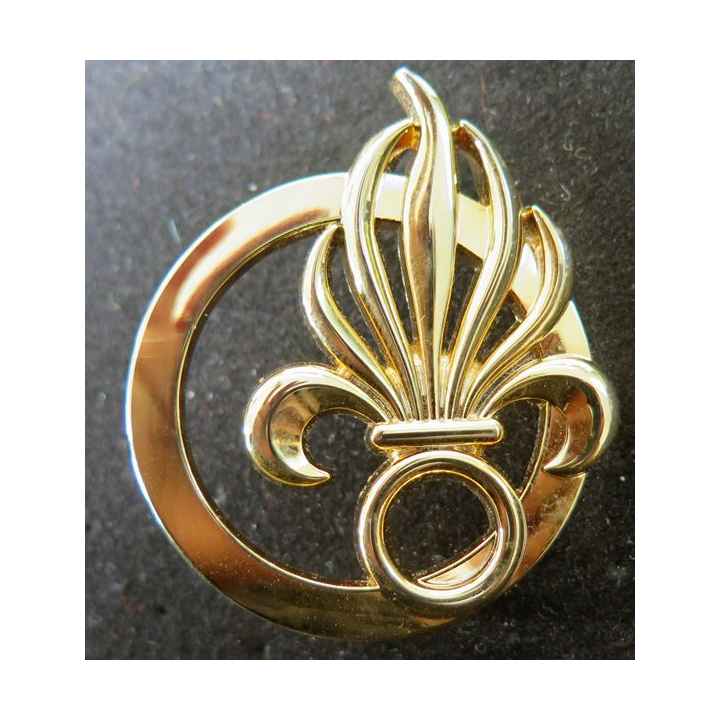 insigne de béret doré de la Légion étrangère de fabrication Boussemart G. 3840
