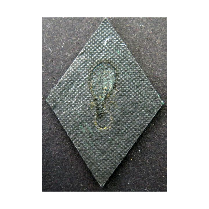 LOSANGE DE BRAS MODÈLE 45 : Ecusson modèle sous officier Légion Etrangère en fil doré (laminette)