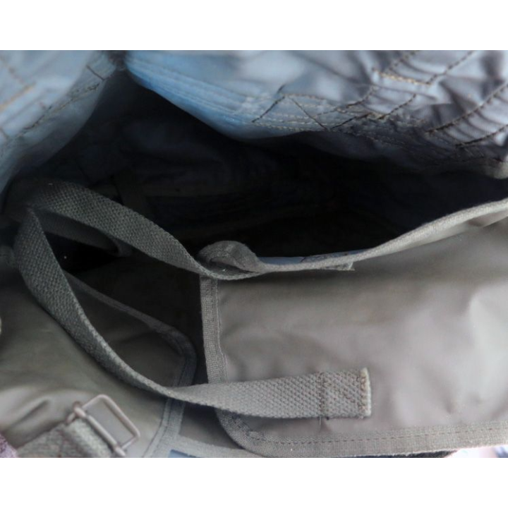Musette parachutiste F1 modèle sans poches latérales kaki (C163)