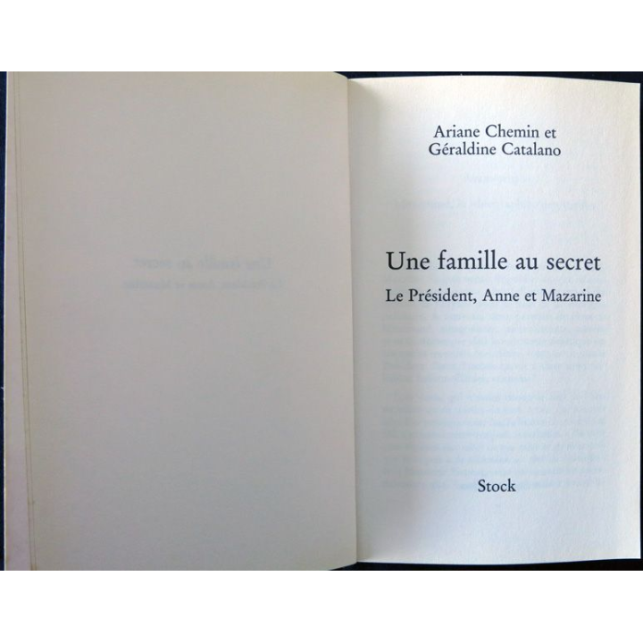 Une famille au secret de Ariane Chemin & Géraldine Cataland aux Editions Stock