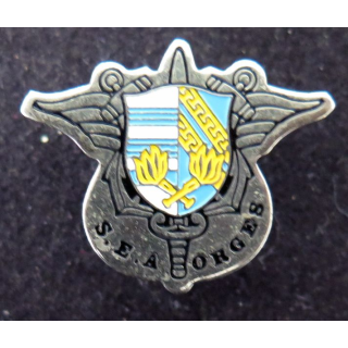 Pin's du service des essences des Armées SEA Orges de Charly Pin's