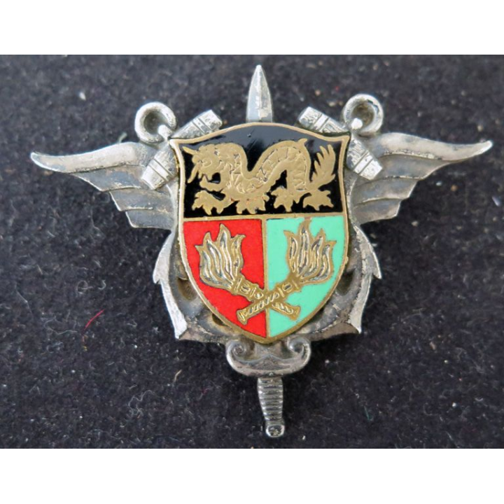 SEA EO : service des essences des armées en Extrême Orient Drago H.789 et écu G.960 émail