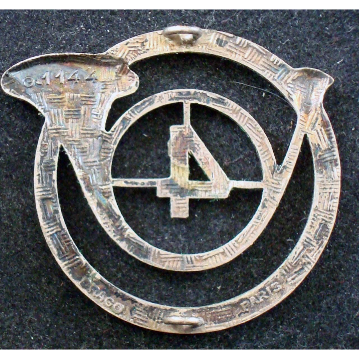 insigne de béret du 4° régiment de chasseurs Drago G. 1144 en émail