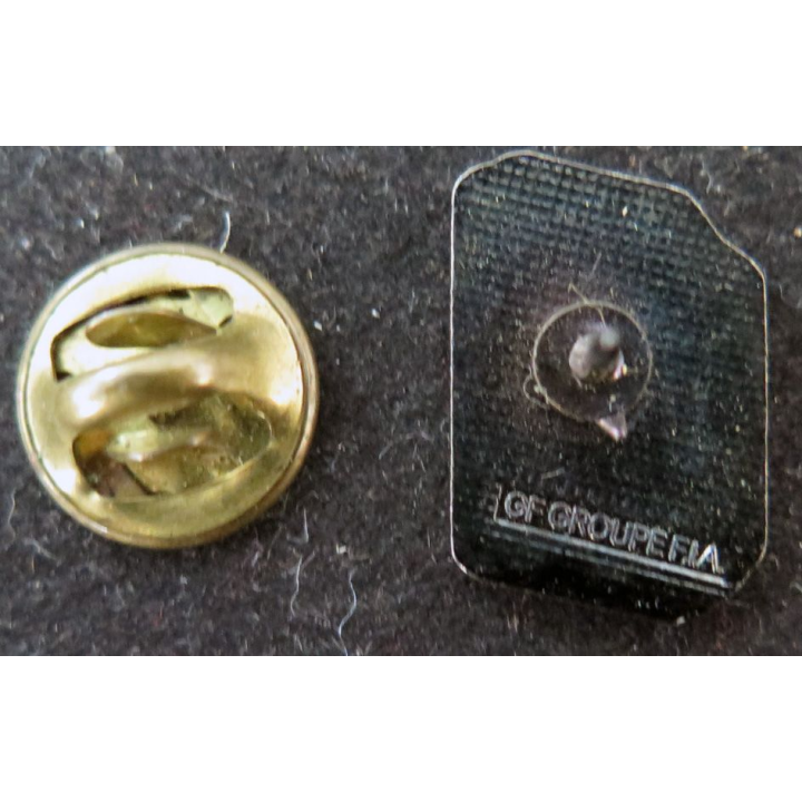 SEA : Pin's du service des essences des armées