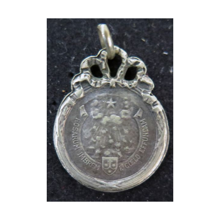 Médaille enmétal argenté Rosarum imbrem e. coelo effundam diamètre 2 cm