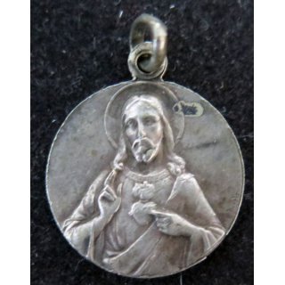 Médaille en métal argenté du Coeur de jésus diamètre 1,8 cm