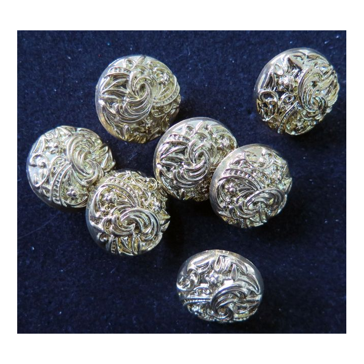 LOT de 7 boutons légèrement bombés et dorés de veste de 2 cm de diamètre
