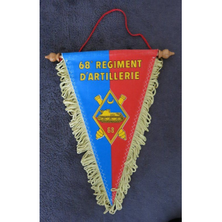 68° RAA : fanion du 68° régiment d'artillerie d'Afrique 27 cm