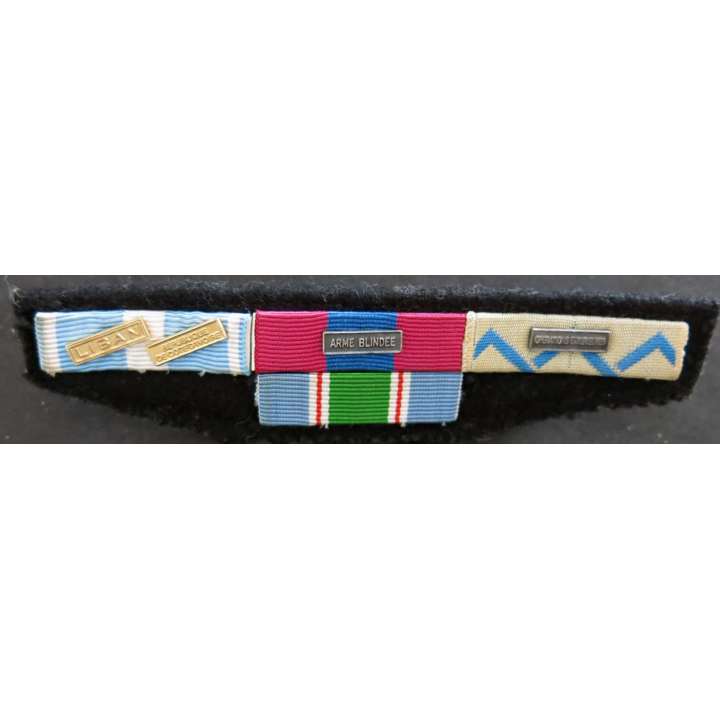 MILITARIA : barrette de rappel de 4 décorations de l'arme Blindée Cavalerie (Liban)