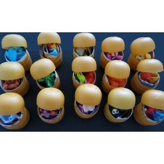 KINDER : Figurines à monter KINDER avec son oeuf  15 pièces