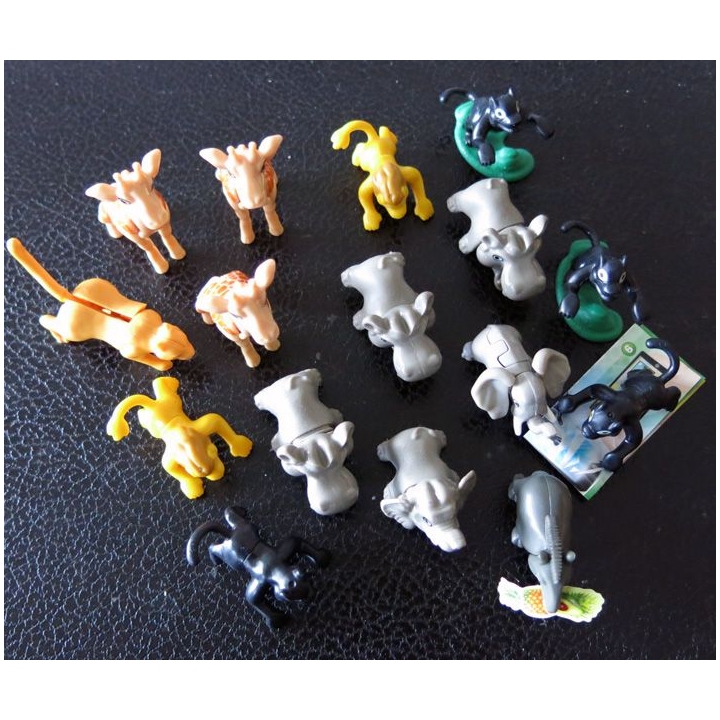 FERRERO : Figurines à monter KINDER FERRERO 17 pièces