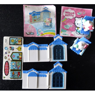 Lot de Figurines HELLO KITTY avec maison