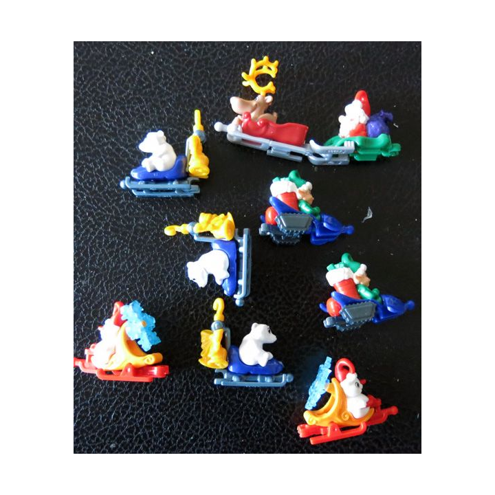 FERRERO : Lot de Figurines de Noël KINDER FERRER 9 piècesO