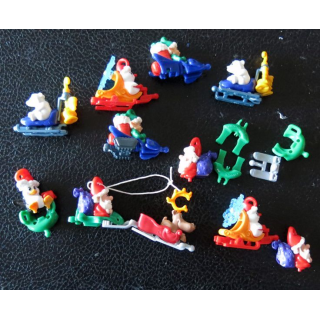 FERRERO : Lot de Figurines de Noël KINDER FERRER 9 pièces