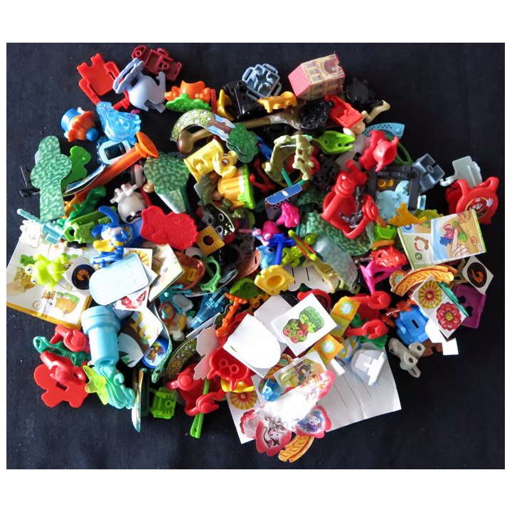 FERRERO : Lot de Figurines divers KINDER FERRERO incomplètes