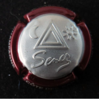 Capsule Muselet de bouteille de champagne SENEZ n°35 estampée, ctr Bordeaux