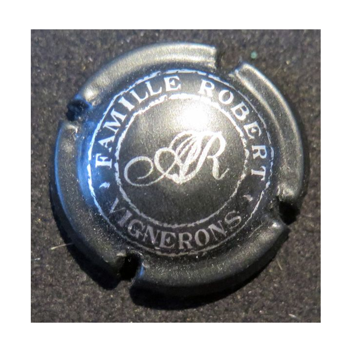Capsule Muselet de bouteille de Vignerons FAMILLE ROBERT  noir et or