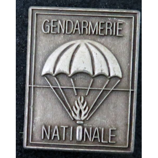 EPIGN : Escadron parachutiste intervention Gendarmerie nationale Boussemart 2005 modèle tout métal vieil argent