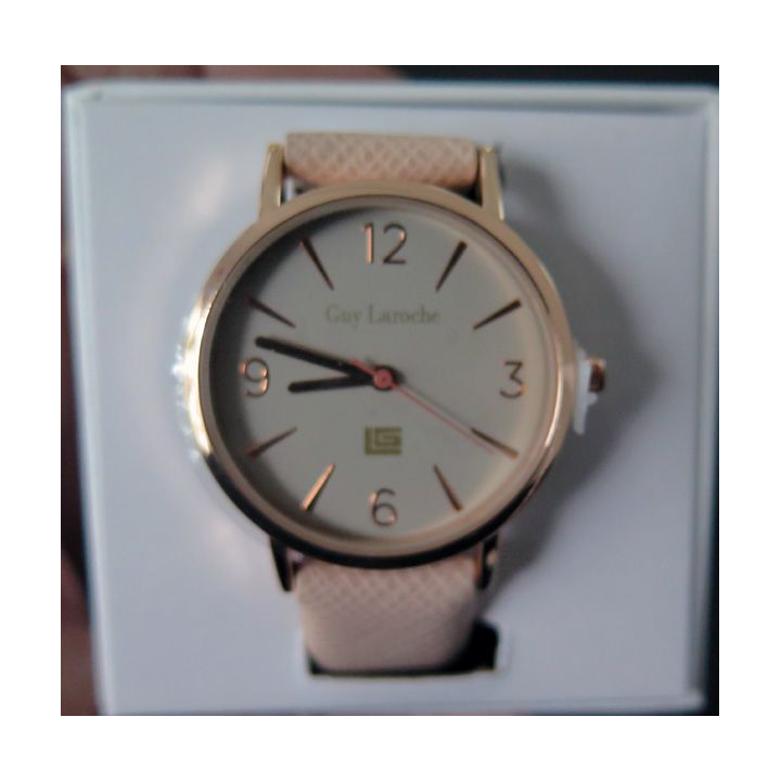 Montre femme neuve de couleur rose avec bracelet synthétique Guy Laroche