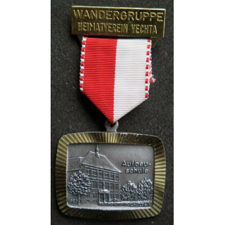 ALLEMAGNE : médaille de la Wandergruppe Heimatverein Vechta (Aufbau-schule