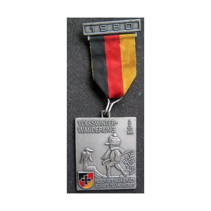 ALLEMAGNE : médaille de lka Volk