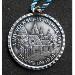 ALLEMAGNE : médaille de la 7° Int. Volkslauf Damme 1982 Damme um 1920