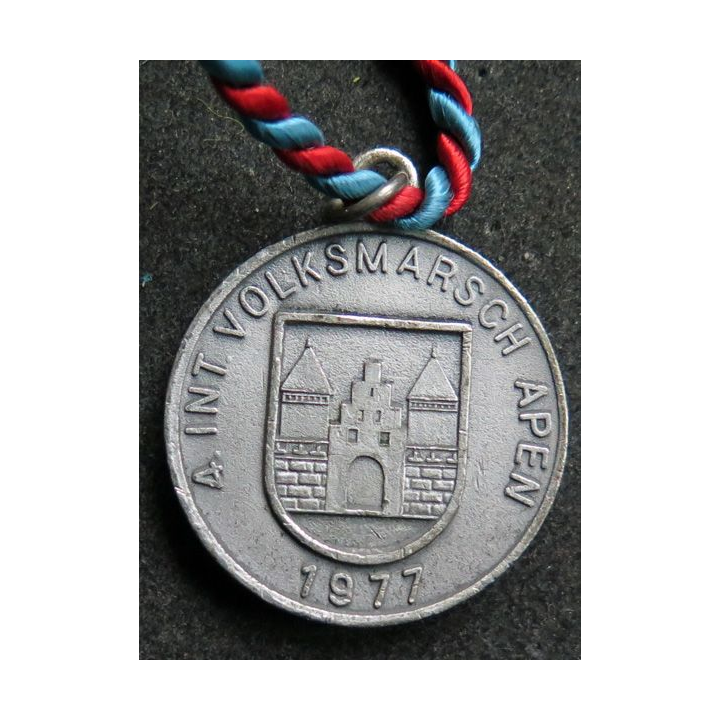 ALLEMAGNE : médaille de la 4° Int. Volksmarsch Apen 1977