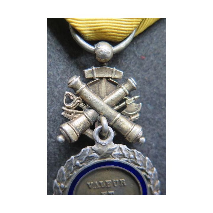 FRANCE : Médaille militaire 1870 3° république en argent DOUBLE FACE modèle du 5° type