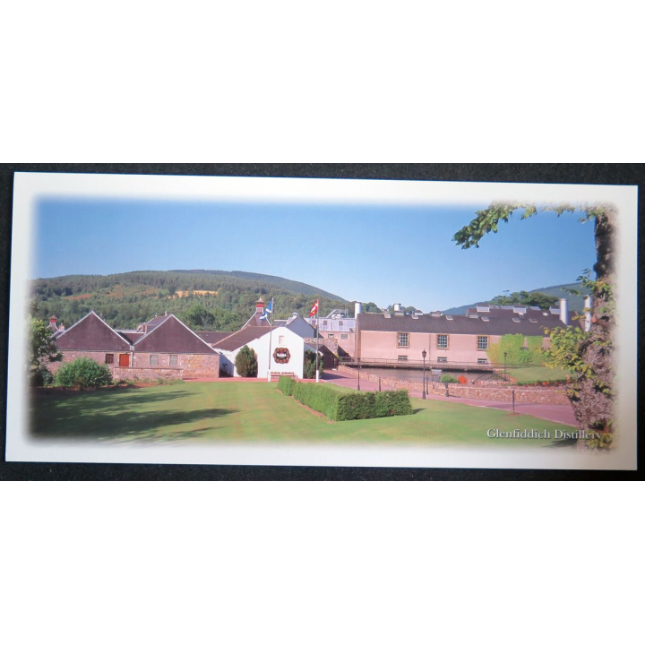 Carte postale Whisky Glenfiddich Distillery 25 x 11,5 cm