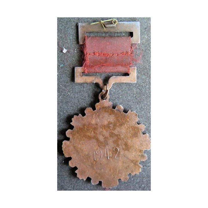 CHINE : Médaille del'académie militaire du comité central du Kuomintang 17° session 1942