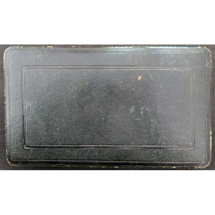 Coffret de 12 couteaux de l'Hôtel MARQUIS 338 Rue Saint Honoré  manche en corne