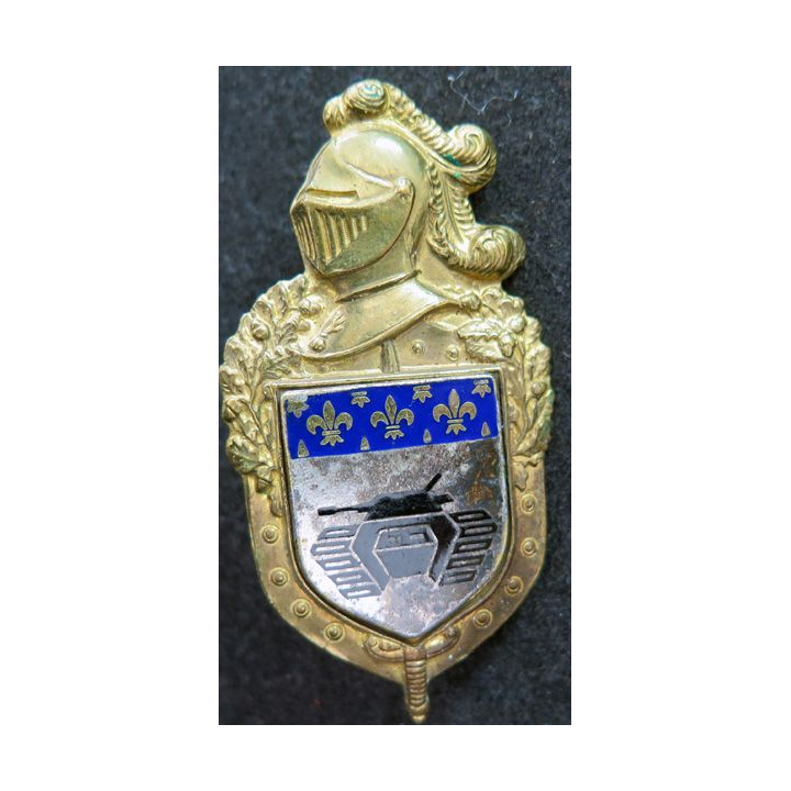 Groupement Blindé de la Gendarmerie à Satory écu Drago et Plateau Drago Romainville