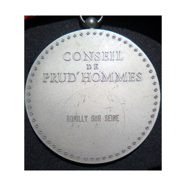 Grande Médaille de cou du Conseil de Prud'hommes de Romilly sur Seine diamètre 6,5 cm en bronze argenté 1981