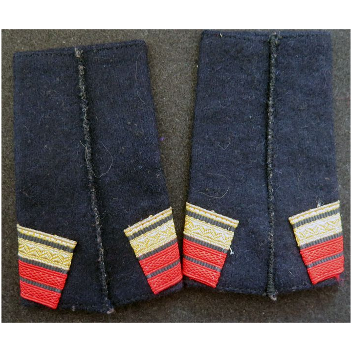 Paire de fourreau d'épaule de caporal chef engagé d'artillerie