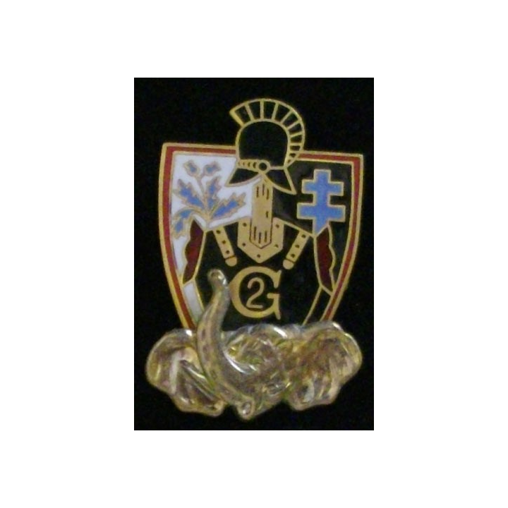 2° RG : insigne de la 2° compagnie du 2° régiment du génie tête d'éléphant dorée en émail de fabrication JMM