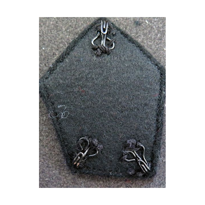 soutache (insigne de col) du commissariat en cannetille avec crochets