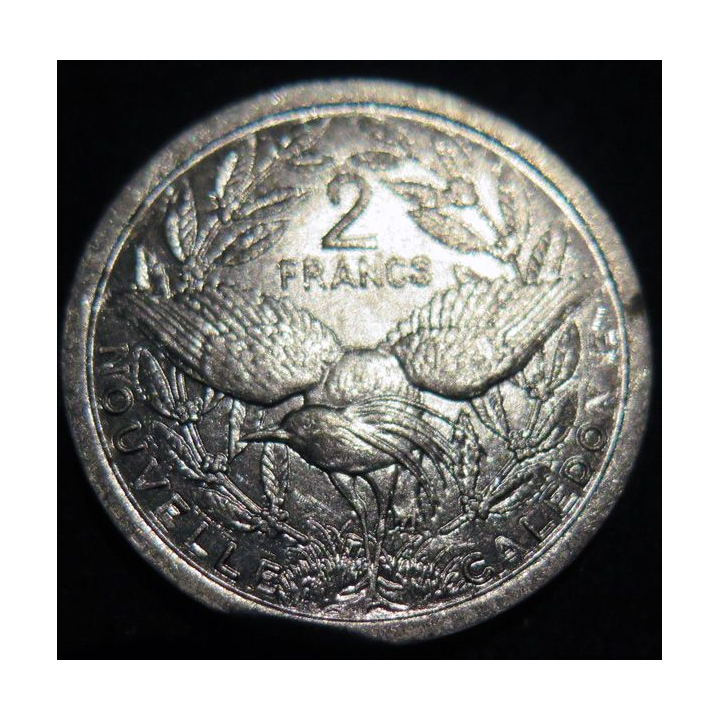 NOUVELLE CALEDONIE : pièce de 2 Francs IEOM sans date apparente en Aluminium