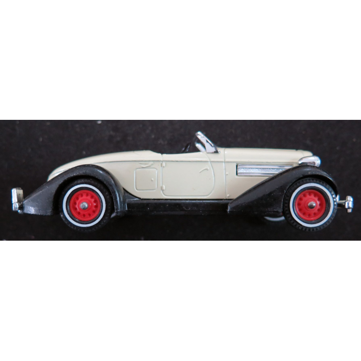 Voiture de collection : 1935 Auburn 851 Models of yesteryear Y-19