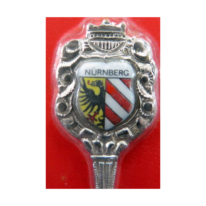 PETITE CUILLERE de collection argentée de Nürnberg sous blister