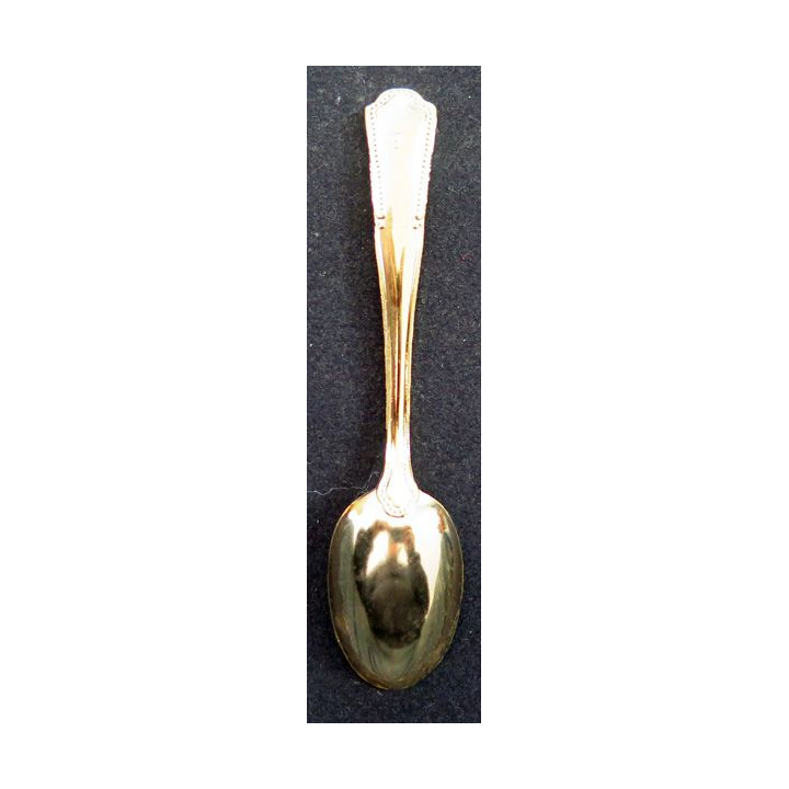 PETITE CUILLERE de collection dorée avec l'initiale P sur le manche