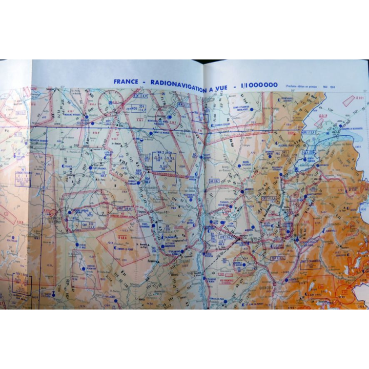 France : Radionavigation à vue 1/1 000 000 Feuille S - E 1° édition 1984