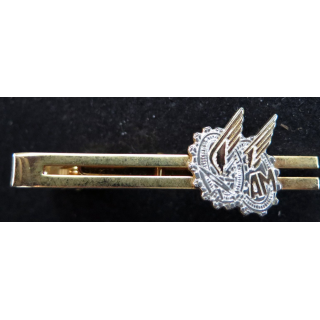 Pince à cravatte des apprentis mécaniciens de l'Armée de l'Air